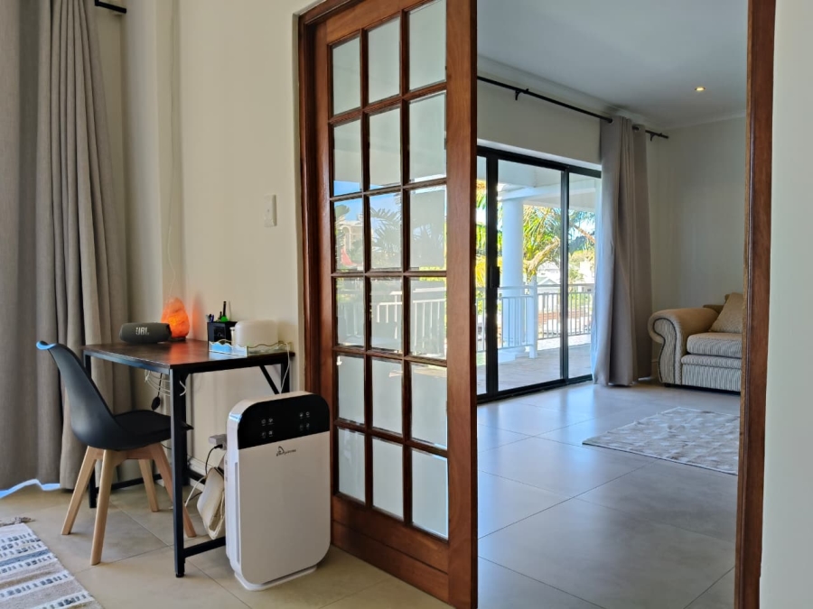 5 Bedroom Property for Sale in Marina Martinique Eastern Cape